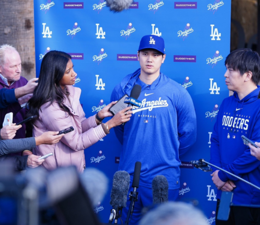 Dodgers Notes: Yoshinobu Yamamoto First Look, New Uniform Reactions, Ohtani Speaks